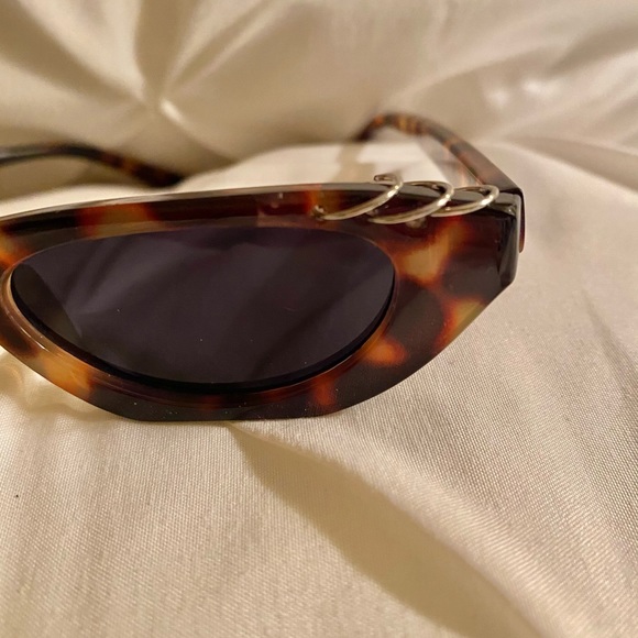 NEW TORTOISE SHELL SUNGLASSES - Picture 2 of 4